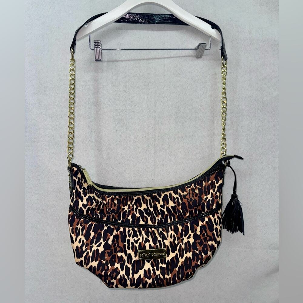 Betsey Johnson Cheetah Crossbody Banana Hobo Purse Gold Chains Hot Pink Interior